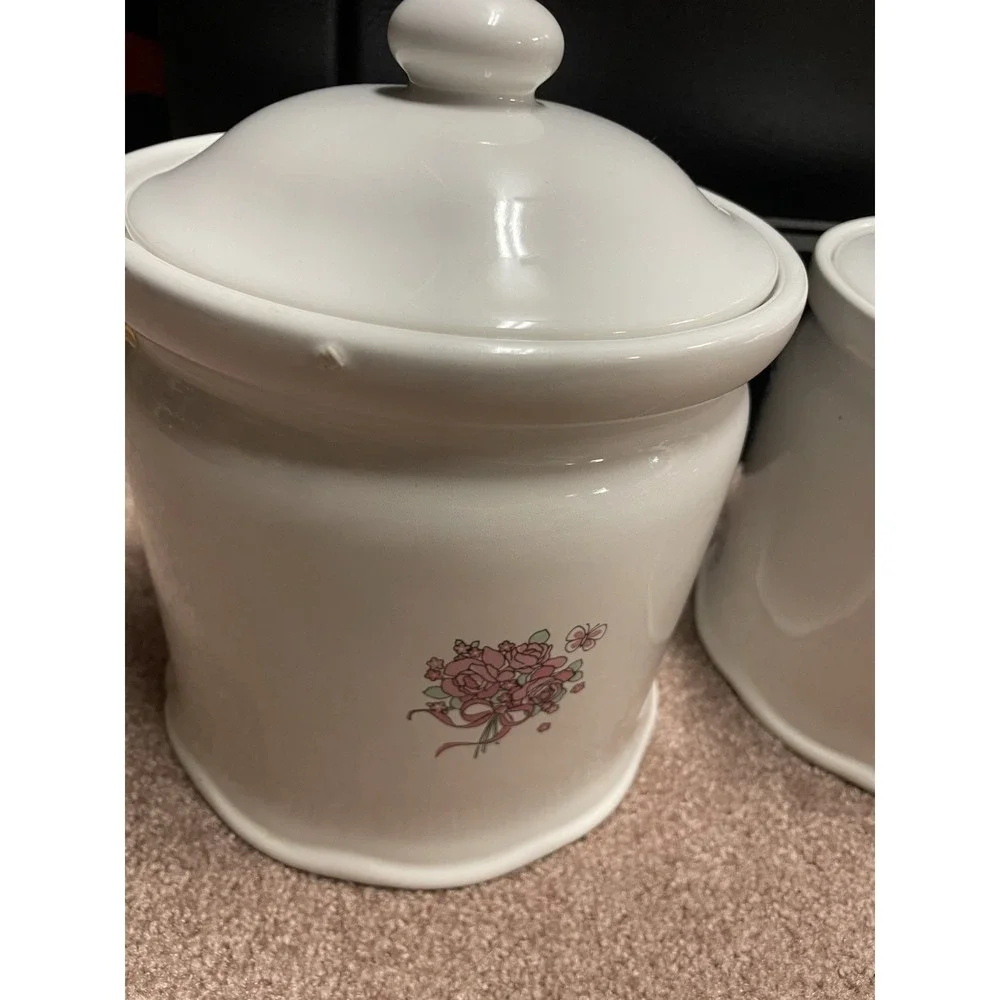 Vintage Cottagecore Hearts & Roses Canister Set Trenditions Set 4 Baskets & Lids